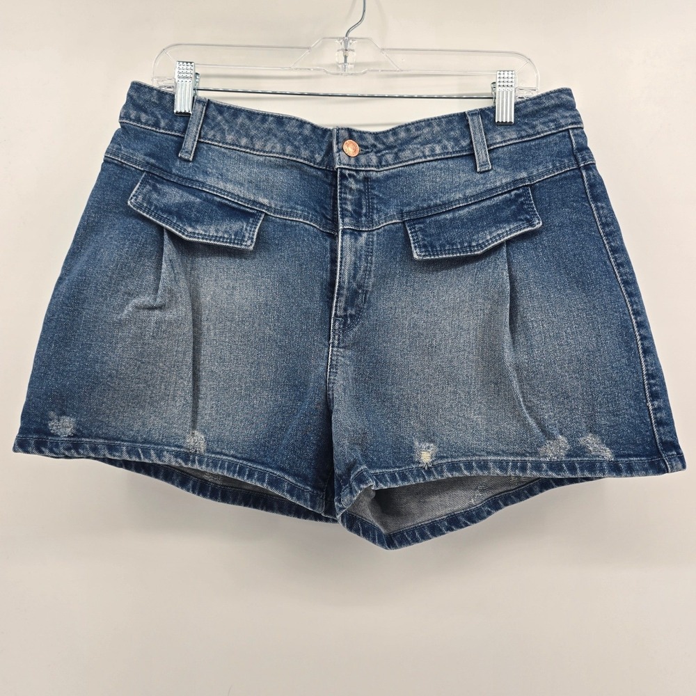 GUESS Womens High Rise Denim Shorts Medium Wash Distressed Blue Size 31